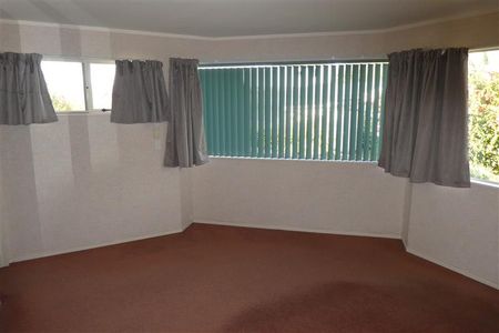 Country Home - Photo 4