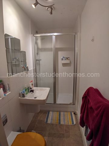 99 Denmark Road, Manchester, M15 6AZ - Photo 4