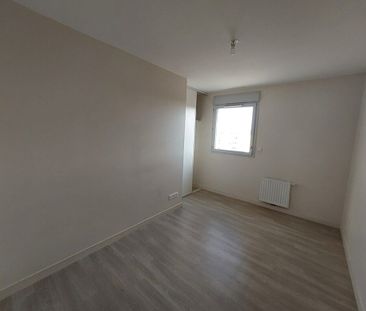 LOCATION APPARTEMENT T3, POITIERS, COURONNERIES - Photo 4