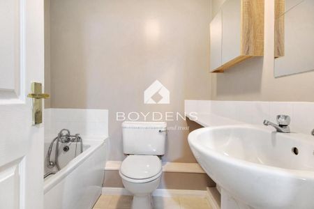 2 bedroom terraced house to rent - Photo 4