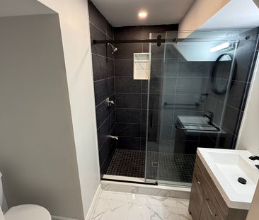 For Lease - 18 Beaconsfield Drive, Vaughan, Ontario - Photo 6