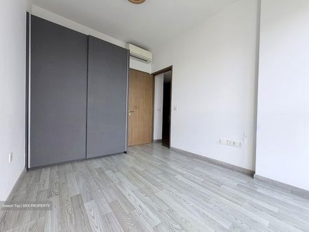 Lakeville (D22), Condominium - For Rent - Photo 2