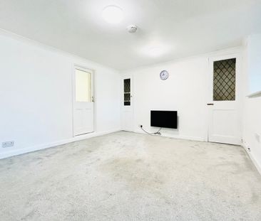 Belle Vue Road, SALTASH - Photo 1