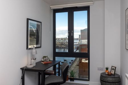 3 Bed Flat, Lightbody Street, L5 - Photo 5