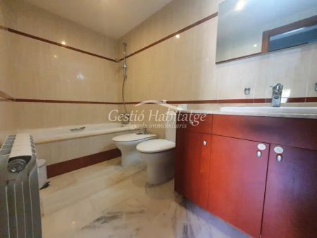 Piso en alquiler en Bellavista - Photo 4
