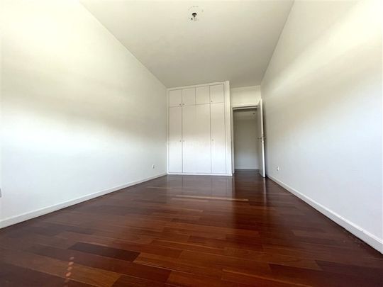 Exclusivo T4 em Telheiras – 185m² de Conforto e Funcionalidade! - Photo 1