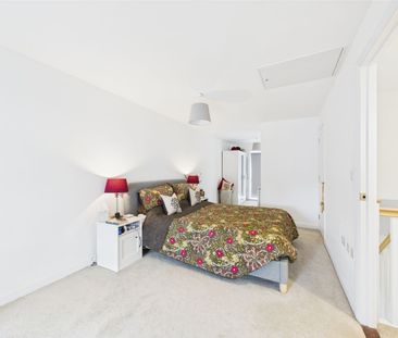 3 Bedroom - Photo 5