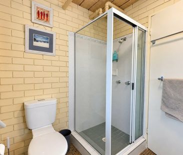 Spacious Coastal Living in the Heart of Woorim - Photo 3
