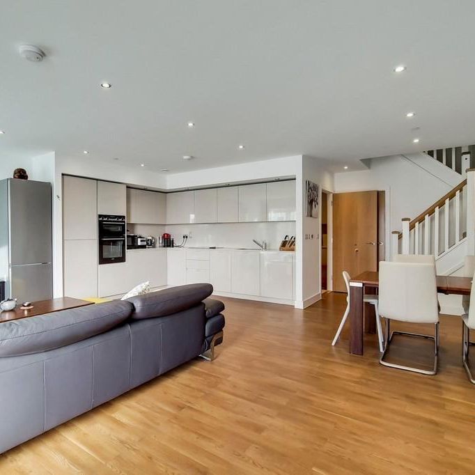 4 bedroom apartment to rent - Photo 1