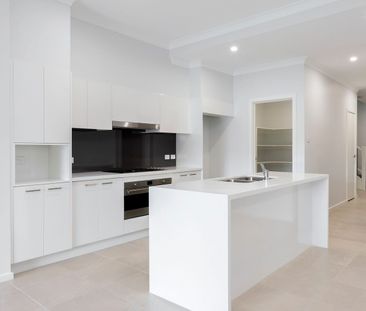 VERSATILE. - Photo 2