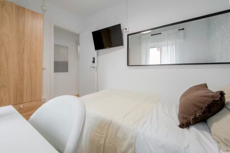 Calle de Eugenio, Madrid, Community of Madrid 28029 - Photo 2