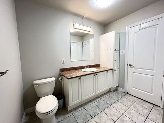 For Lease - 135 James Street Unit# 403, Hamilton, Ontario - Photo 1