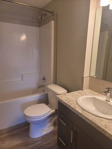 Alexander Place Apartments: Luxury Apartment’s available - Photo 5