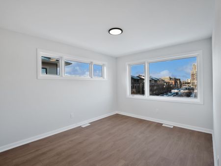 For Lease - 401 Glenroy Gilbert Drive Unit# 18, Barrhaven, Ontario - Photo 2