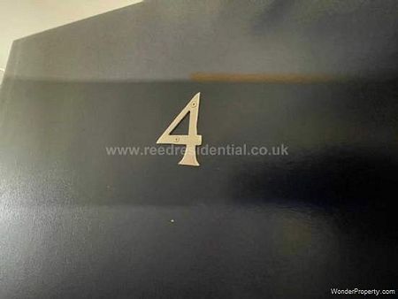 4 bedroom property to rent in Nottingham - Photo 2