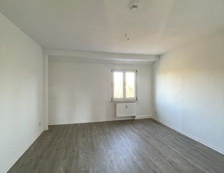 Zentrumsnahe 3-Zimmer-Wohnung im Dachgeschoss! - Photo 1
