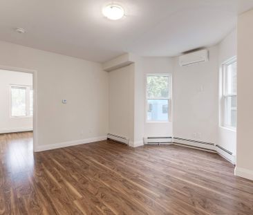 For Lease - 152 Sanford Avenue Unit# MAIN, Hamilton, Ontario - Photo 1