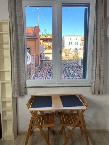 Vicolo del Cinque, Rome, Lazio 00153 - Photo 3