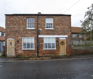 Two bedroom quaint semi-detached cottage in the popular village of ... - Photo 6