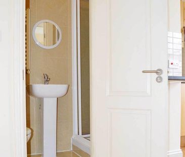 Studio to rent - Photo 5