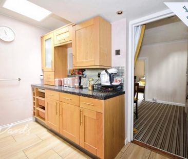 3 bedroom terraced house to rent - Photo 6