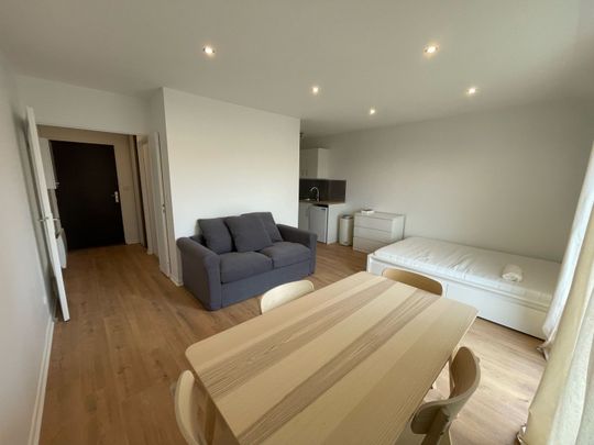 Beau studio de 30.9m2 situé sur les bords de Deûle avec Balcon ! réf G495-32 - Photo 1