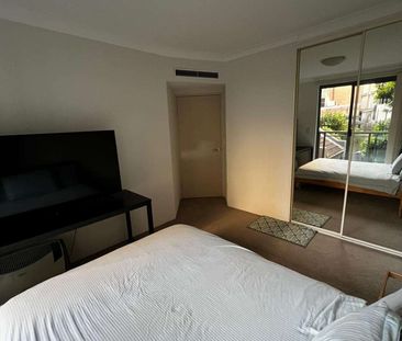 North Sydney - Photo 2