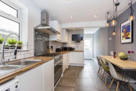 House share to rent - Photo 5