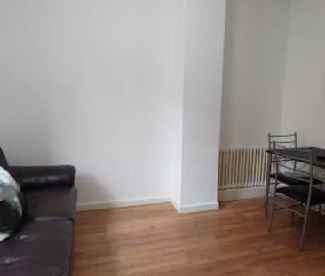 Standard Plus 3 And 4 Bedroom Apartment - Photo 3