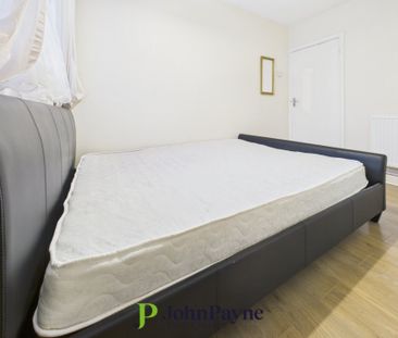 Michaelmas Road, Styvechale, Coventry, CV3 6HF - Photo 2