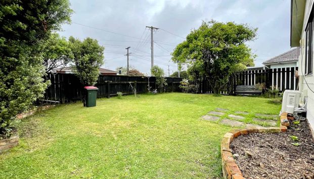 Sunny, Secure Living with Yard & Garage in Mt ... - Photo 1