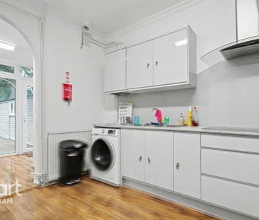 1 bedroom in a house share to rent - Photo 6