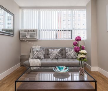 730 St Clarens Avenue - Photo 3