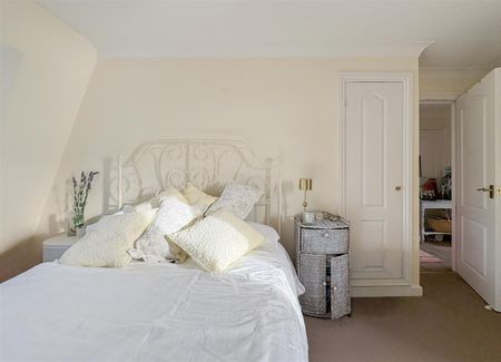 West Hill Road, St-leonards, TN38 0NF - Photo 5