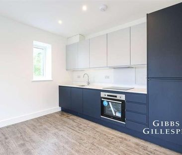 Firdene, Oxford Road, Gerrards Cross, Buckinghamshire, SL9 - Photo 6