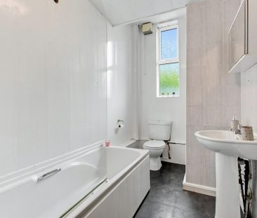 14 KELSO ROAD Leeds - LS2 9PR - Photo 1