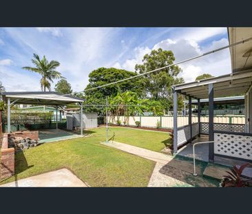 Single Level, Home with great size backyard! - Photo 6