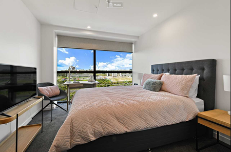 Fully furnished Studio unit with Free Gym & Pool - Photo 2