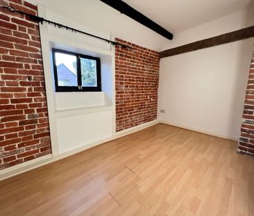 Post Office Flat, 89a High Street, Needham Market, Ipswich, IP6 - Photo 6