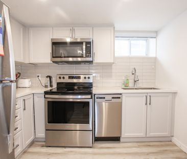 919 Upper Ottawa St, Hamilton - 3 Bedroom Lower Unit - Photo 4