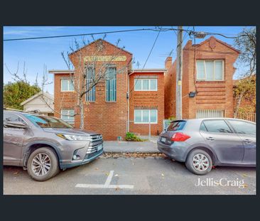 Enjoy a quiet cul-de-sac location - Photo 2