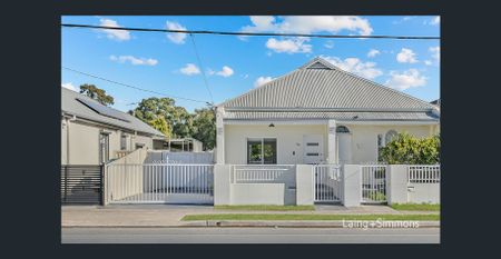 Brand New Family Home - Water Included ! - Photo 3