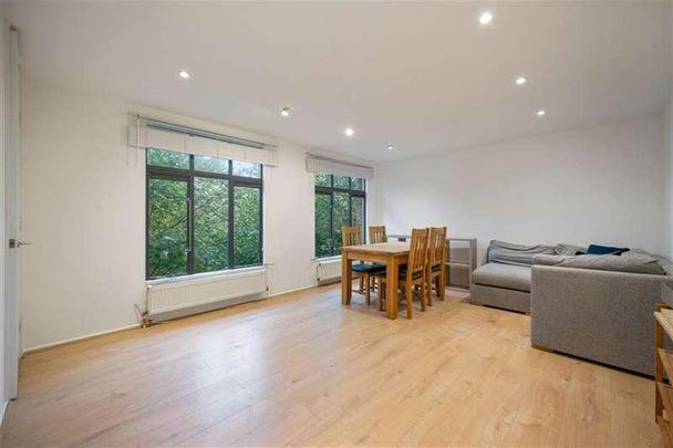 Grafton Road, Kentish Town, NW5 - Photo 1