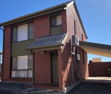2 Bedroom Unit in a Fabulous Location-Walk to Tea Tree Plaza & O'Bahn - Photo 6