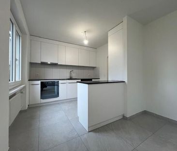 For rent in Büetigen: renovated 4.5-room apartment with garden - Photo 3