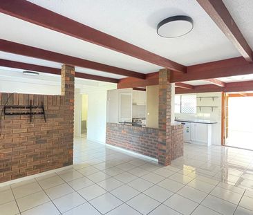 Perfect Place to Call Home in Heart of Hillcrest! - Photo 5