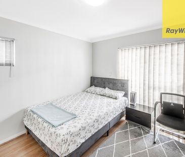 Two Bedroom Unit In Central Location - Photo 3