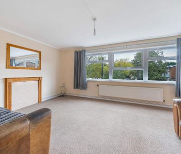 3 bedroom maisonette to rent - Photo 3