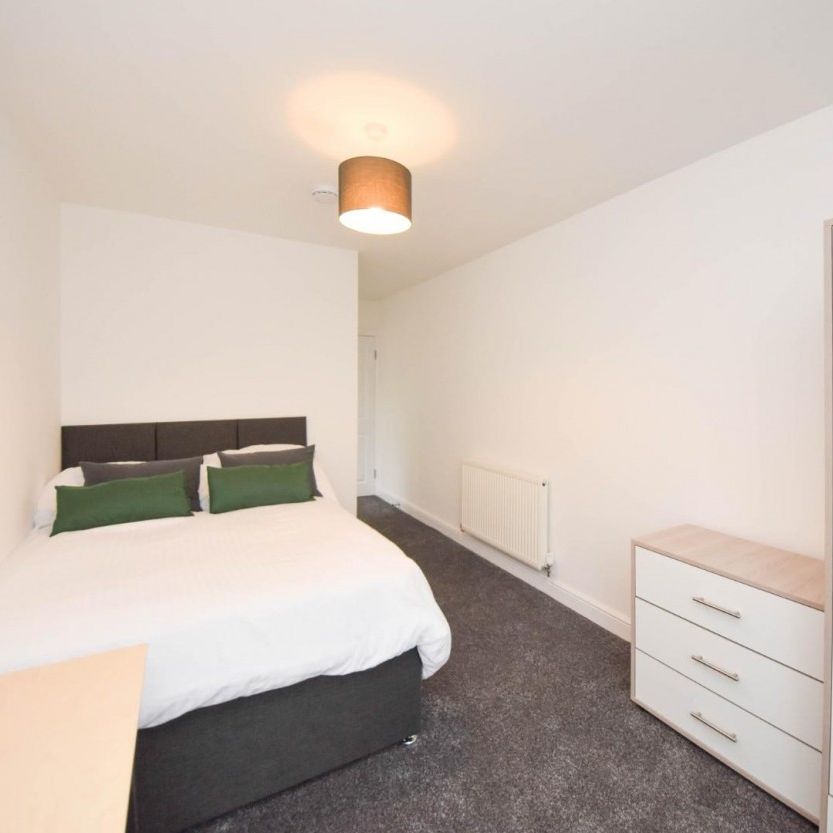 1 bed Room for Rent - Photo 1
