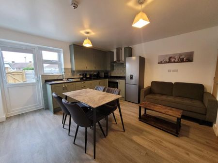 1 bedroom semi-detached house to rent - Photo 3